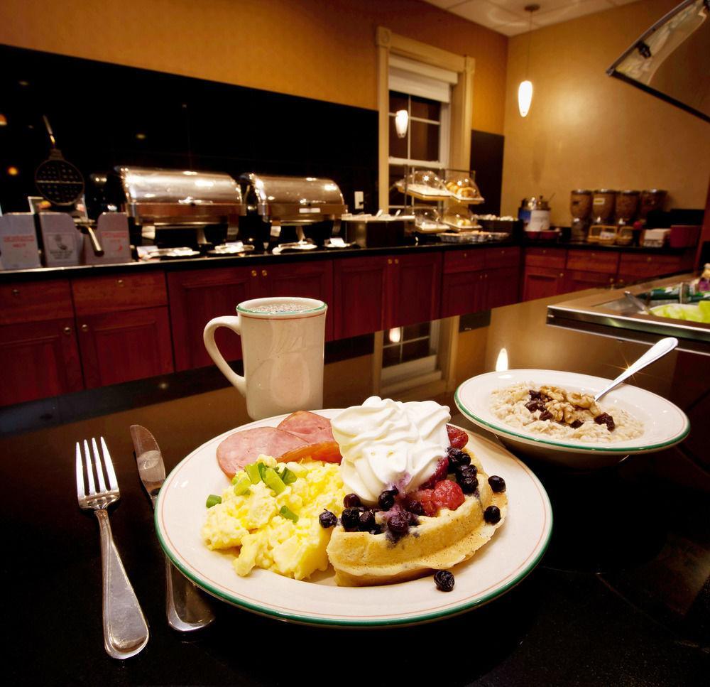 By Marriott Boston Brockton/easton Hotel 3*